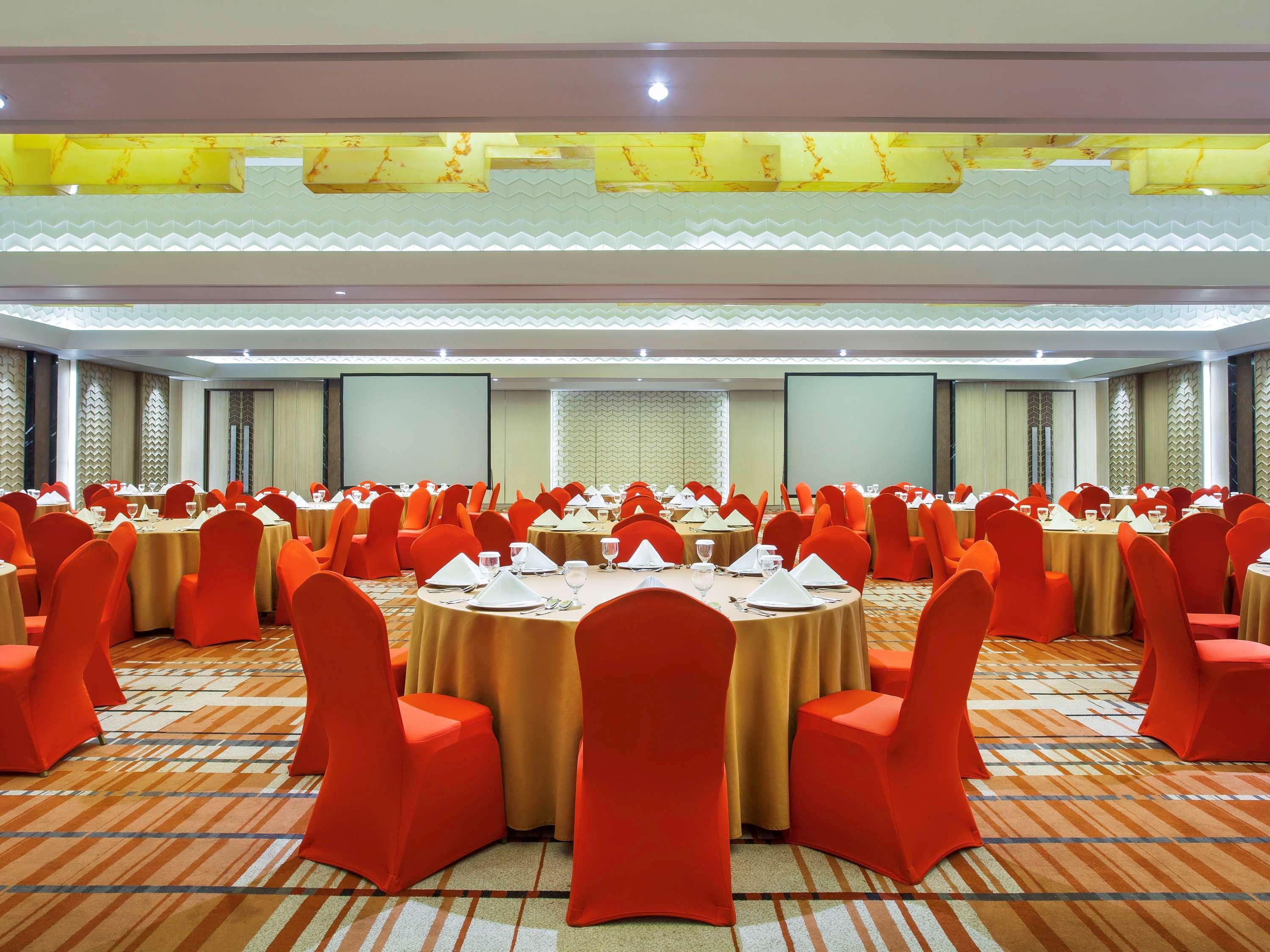 Ibis Styles Jakarta Sunter Zewnętrze zdjęcie