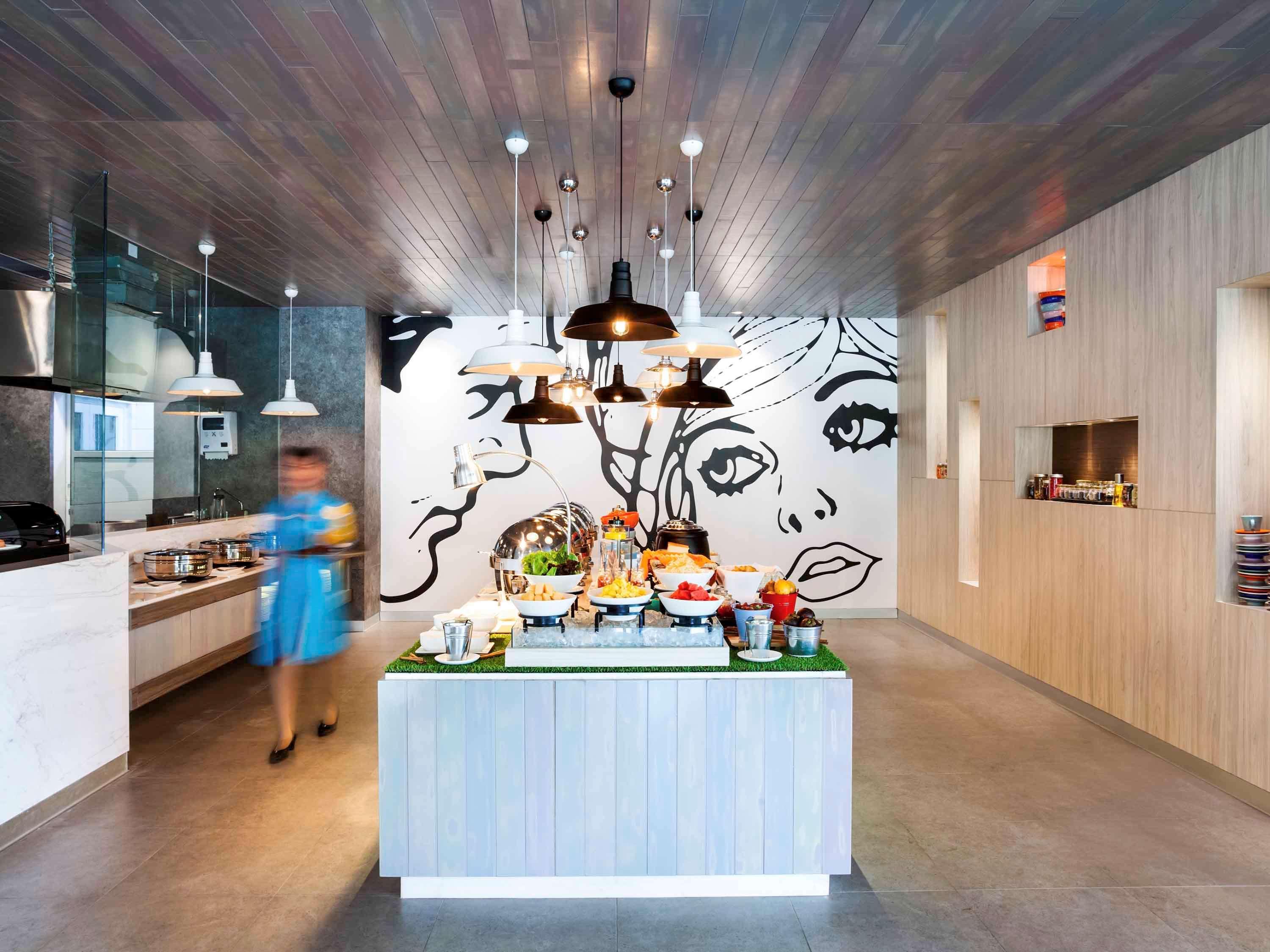 Ibis Styles Jakarta Sunter Zewnętrze zdjęcie